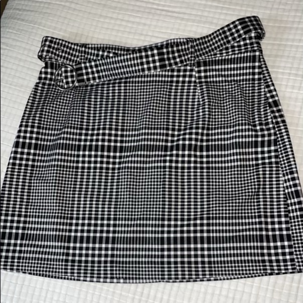 Black and white skirt from H&M